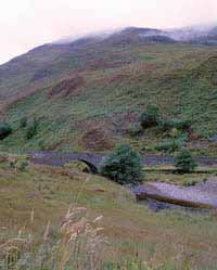 sml-bridgeAndHills-edit.jpg (20386 bytes)