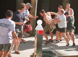 sml-struggle.JPG (17834 bytes)