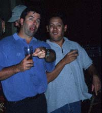 sml-twolouts.JPG (11630 bytes)